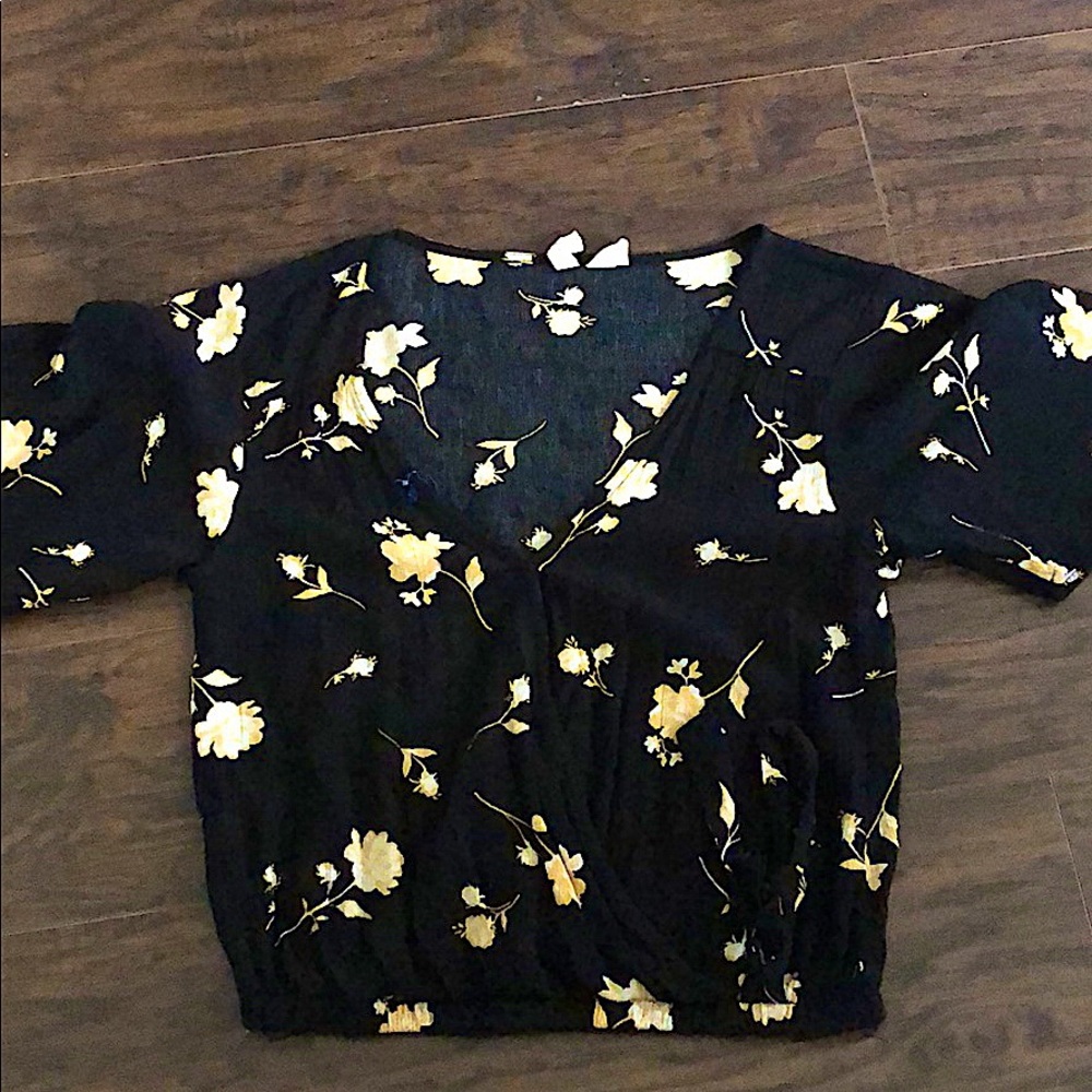 Black floral top